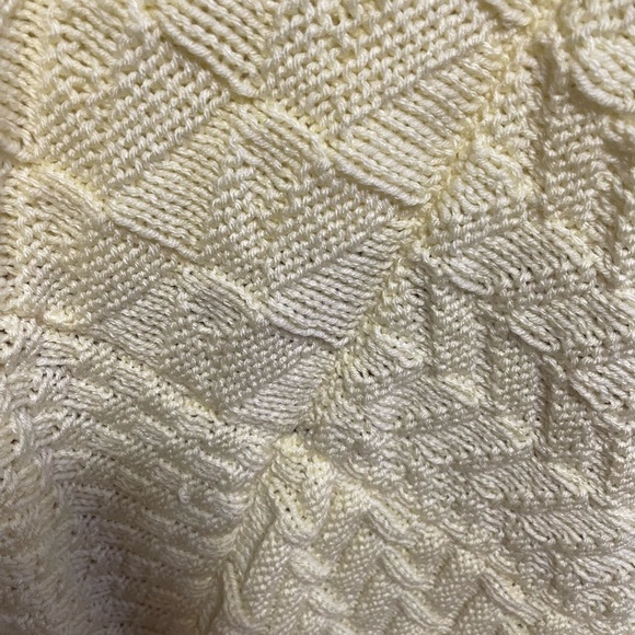 Soft yellow, knit, sampler pattern baby blanket or afghan. - Picture 2 of 4